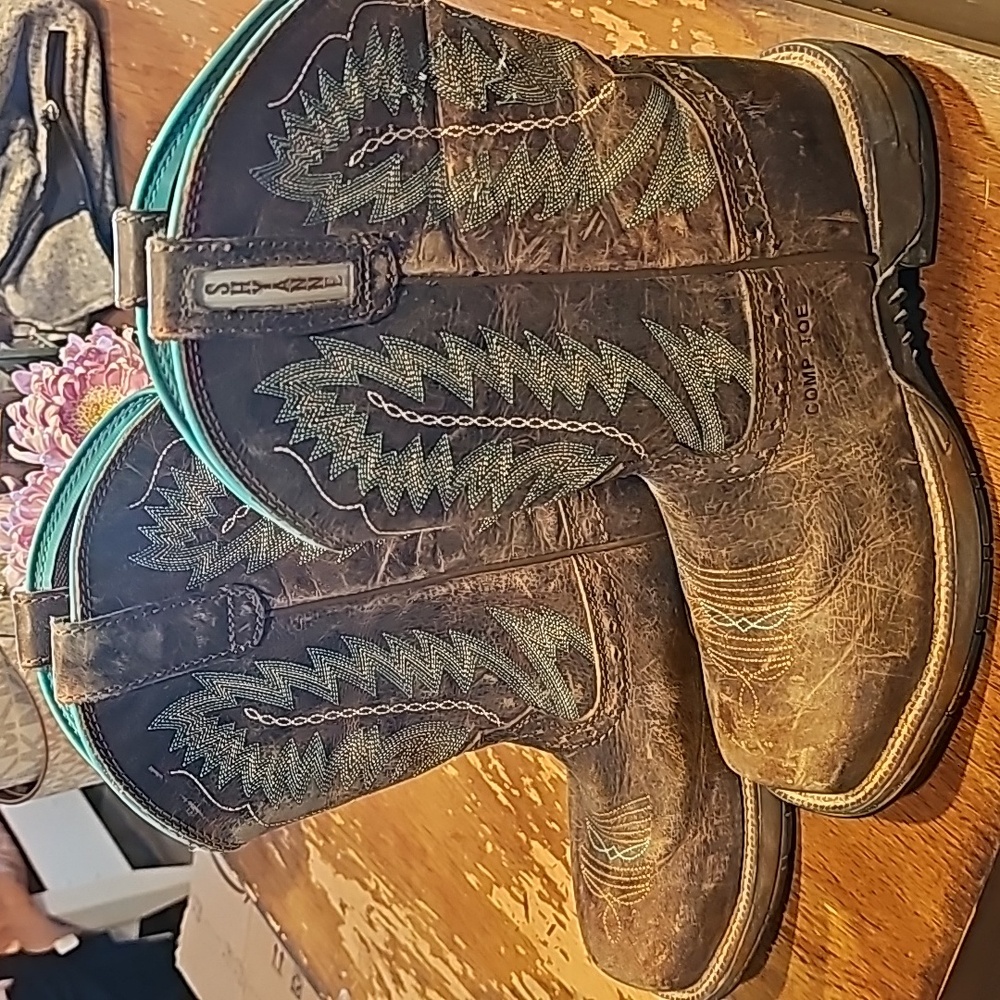 Women's Shyanne steel toed boots
